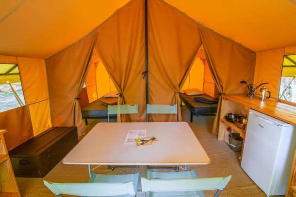 Camping Onlycamp Les Pins Nancay ภายนอก รูปภาพ